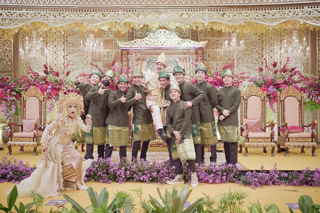 Apa Itu Bridesmaid Dan Groomsmen?